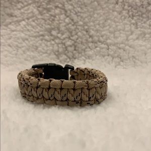 Homemade Army Camo Paracord Bracelet